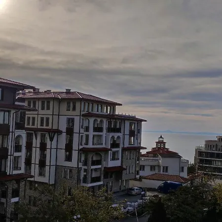 W Kompleksie Ethara-3 *