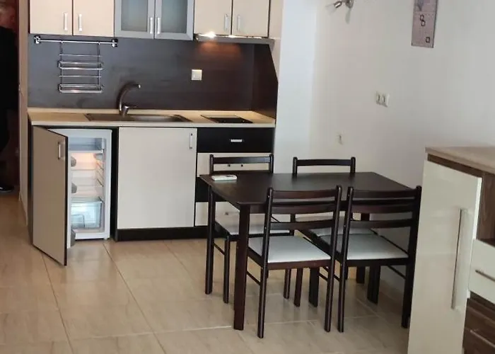 Apartman W Kompleksie Ethara-3 *